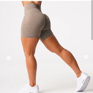 NVGTN Mocha Scrunch Seamless Shorts